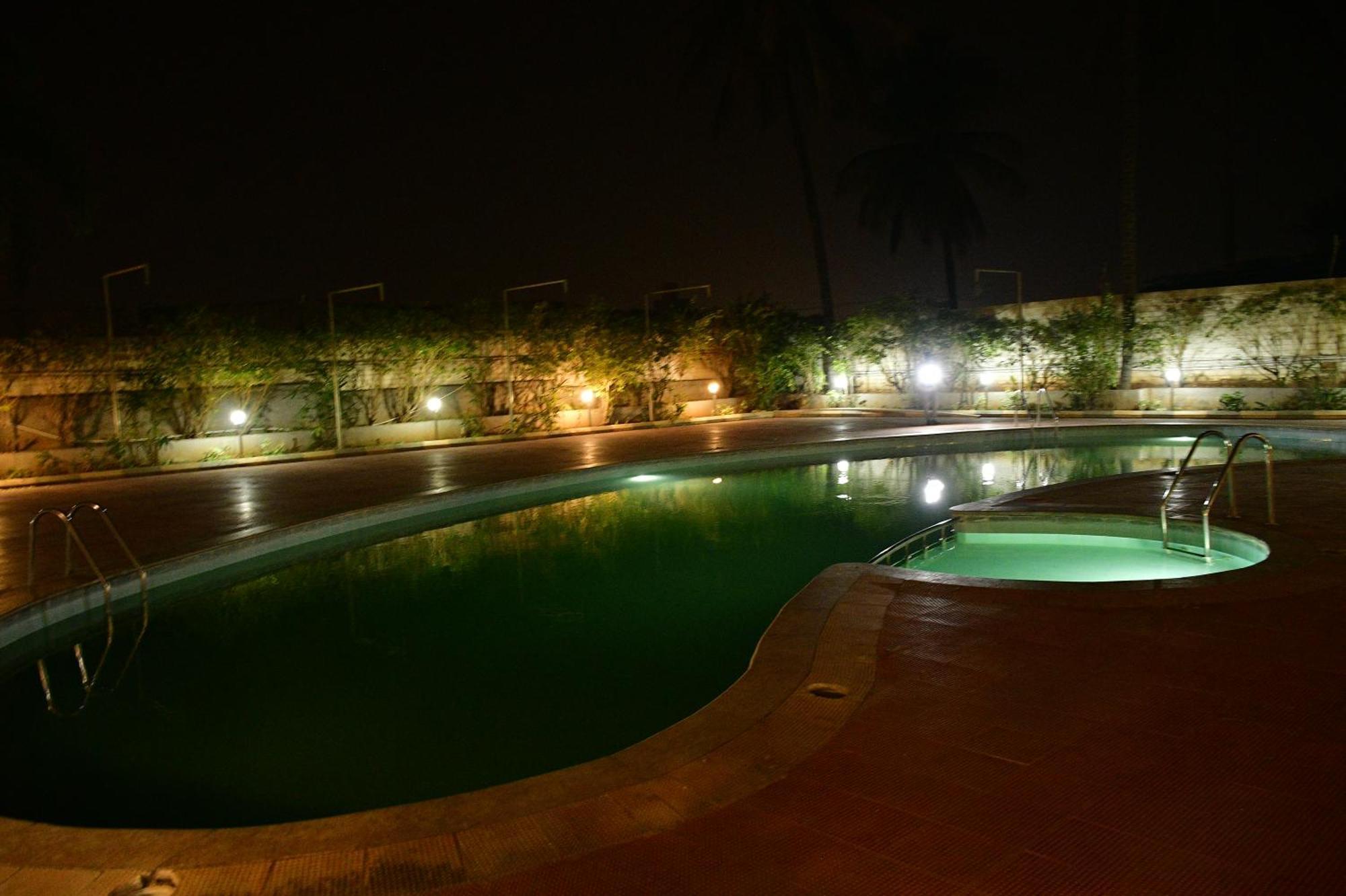 Nijaguna Resorts Chāmrājnagar Eksteriør bilde